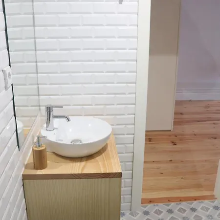 Domus 210 Duplex Apartment *